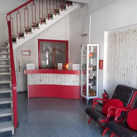 Pensión Massot Anglés